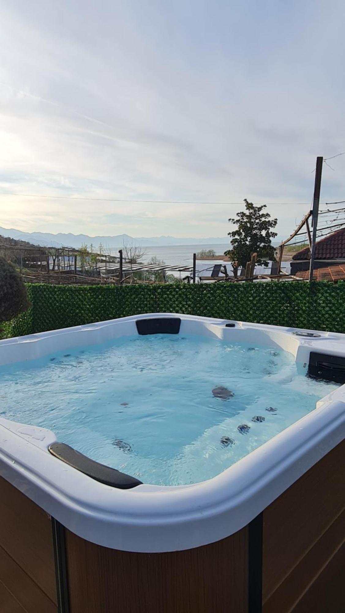 Alex'S House Shiroke Villa Shkoder Ruang foto